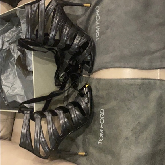TOM FORD SHOES NWT BLACK STRAPPY STILETTOS size 37 - Picture 7 of 7